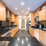 Cannes Luxurious 4-Bedroom Apartment With Terrace On The Croisette